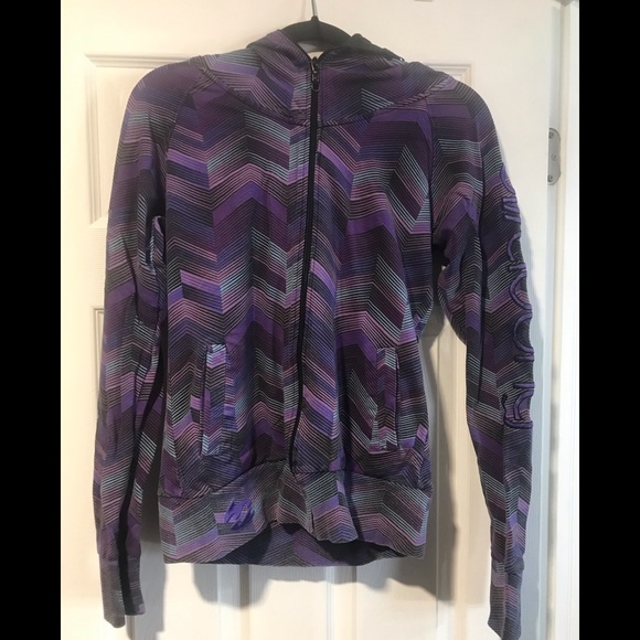 Billabong - Picture 1 of 1